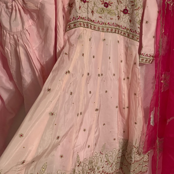 Frock suit full sleeve with salwar kameez length 44 chest 38 salwar length 39 - Picture 3 of 3